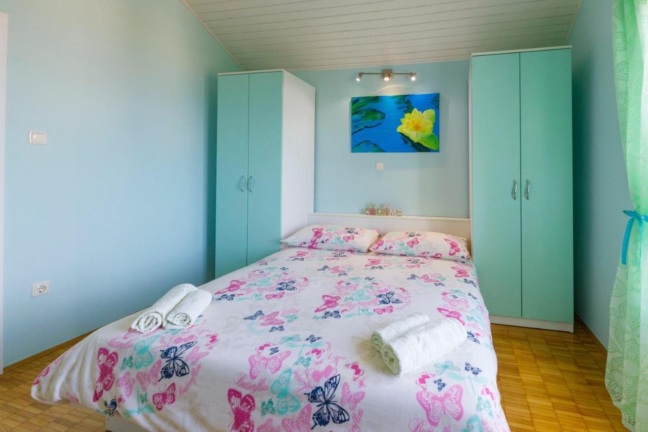 Neda 3* Makarska